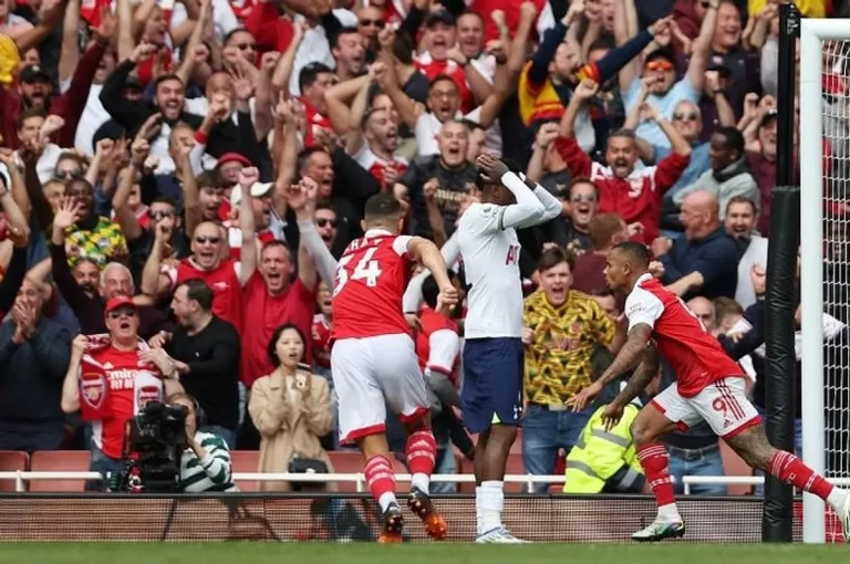 Arsenal vs. Tottenham Hotspur: Derbi Utara London yang Mendalam