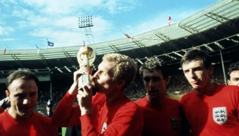 Kesimpulan Legenda Inggris: Piala Dunia Bobby Moore