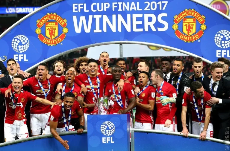 Manchester United: Setan Merah yang Abadi dalam Sepak Bola Inggris