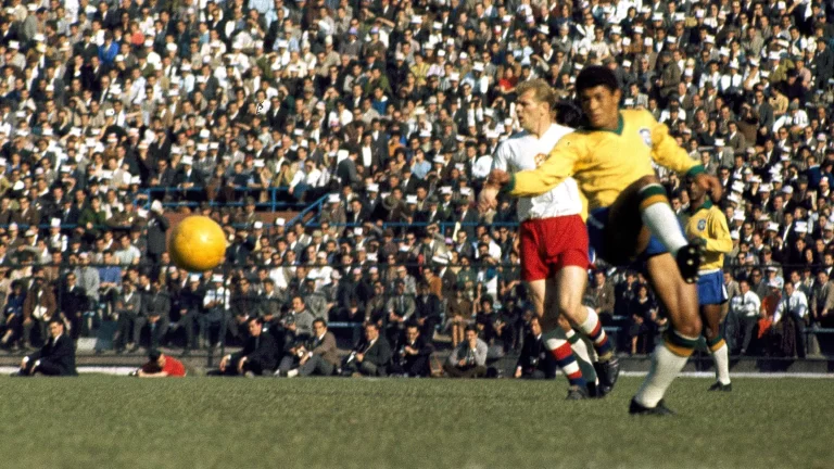 Mengenal Legenda Piala Dunia: Garrincha dan Keajaiban Brasil pada 1962
