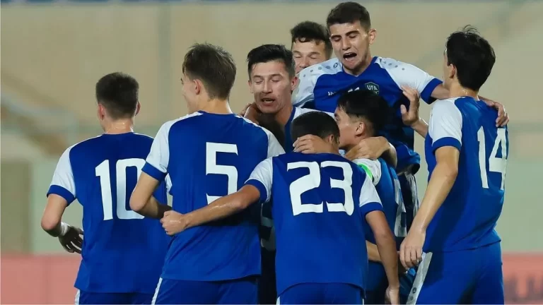 Pemain Sepak Bola Uzbekistan yang Mencuri Perhatian
