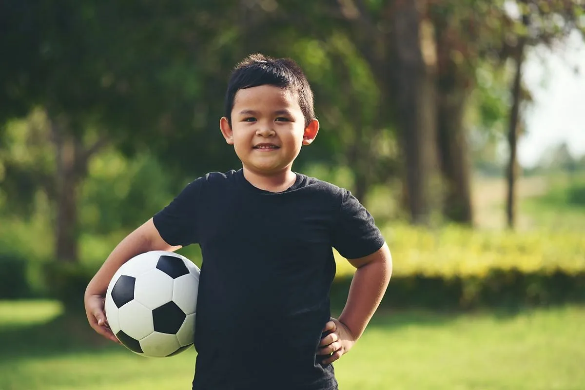 Pengaruh Sepak Bola dalam Meningkatkan Kesehatan Anak