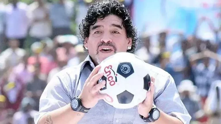 Perjalanan Menuju Keabadian Maradona