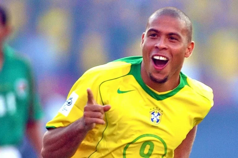 Profil Pemain Sepak Bola Terkenal Brazil: Ronaldo Nazario