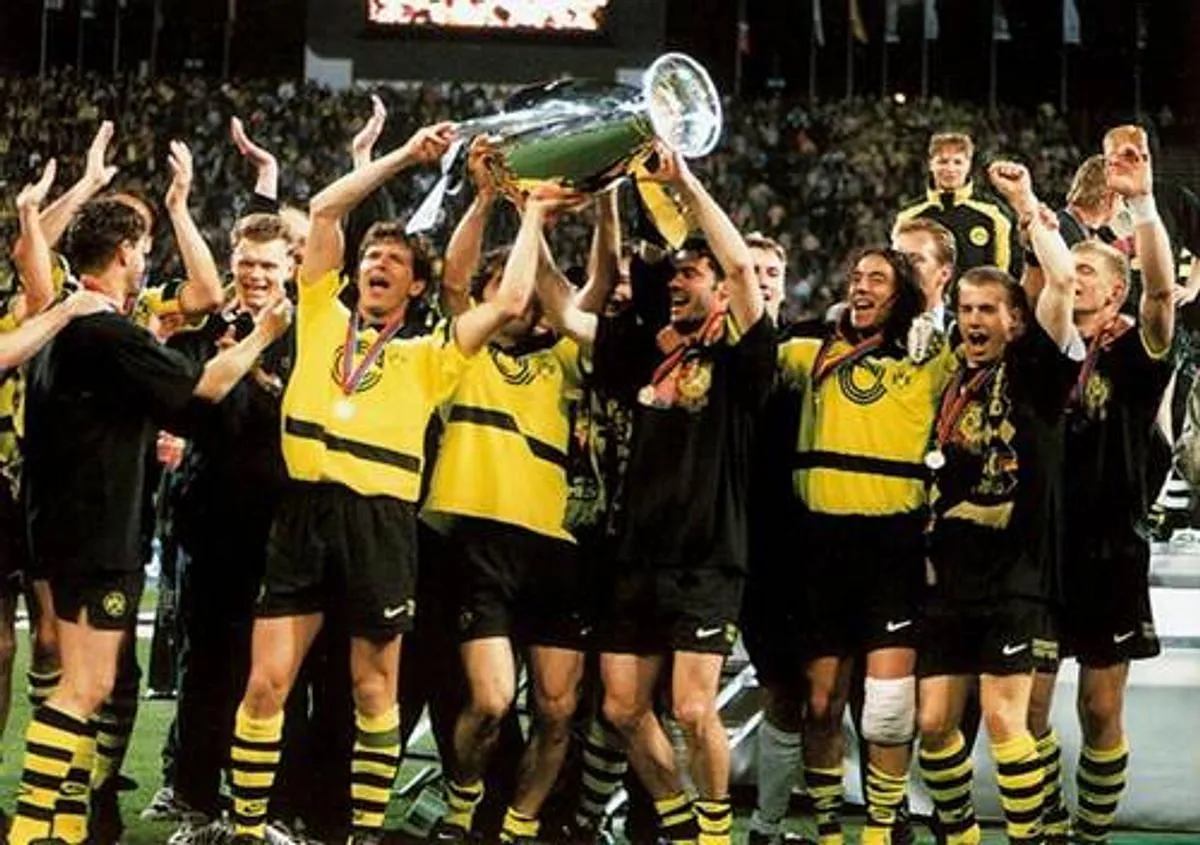 Sejarah Borussia Dortmund: Kejayaan dan Tantangan