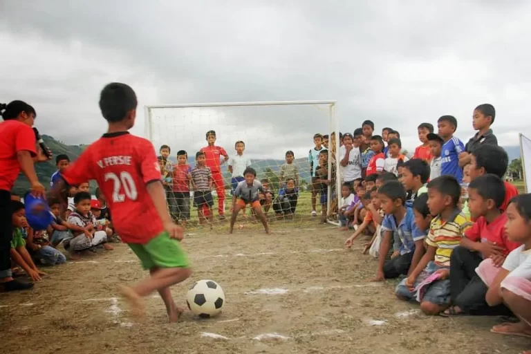 Sepak Bola dan Keterlibatan Pemuda: Pengembangan Bakat