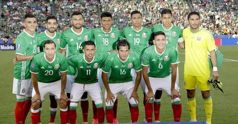 Timnas Sepak Bola Meksiko: Pemain Hebat dan Prestasi